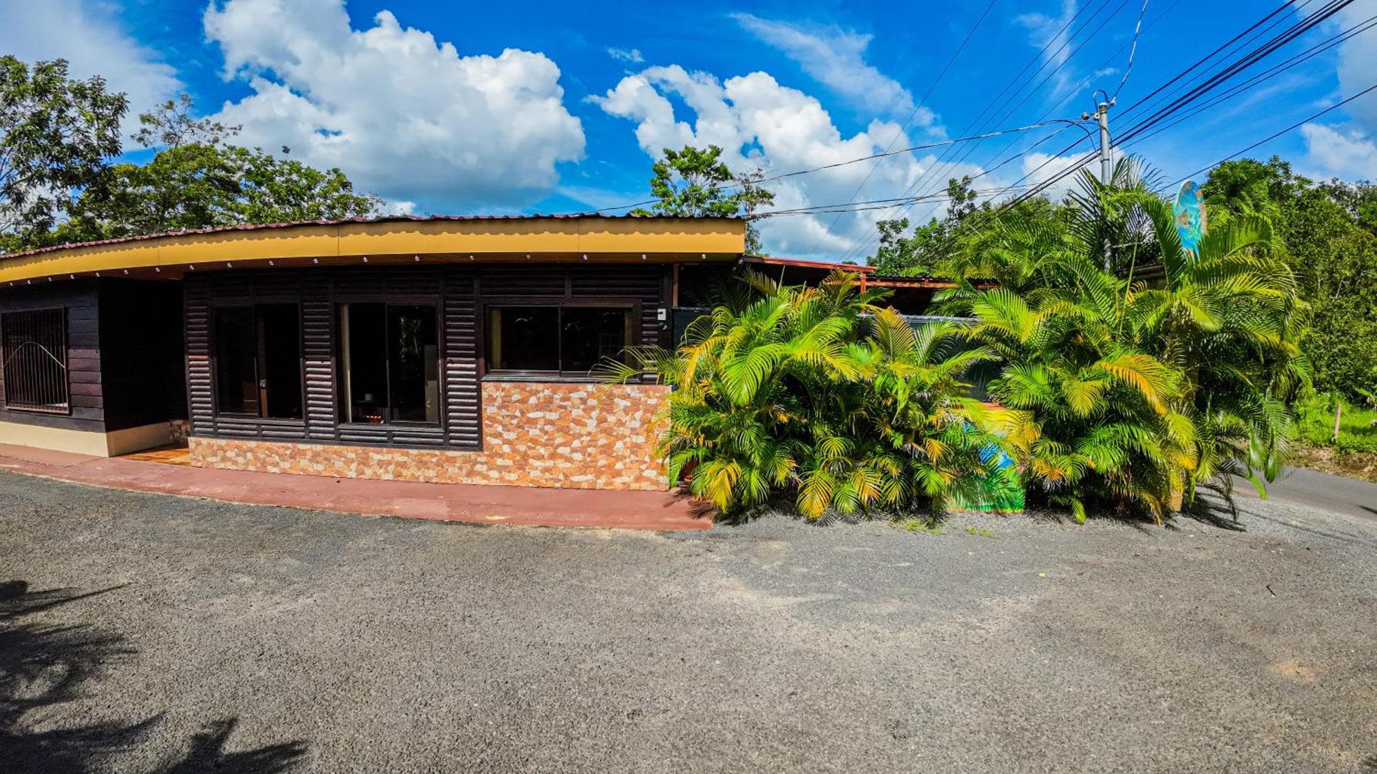 Bungalows Las Iguanas Arenal Volcano La Fortuna Exterior photo